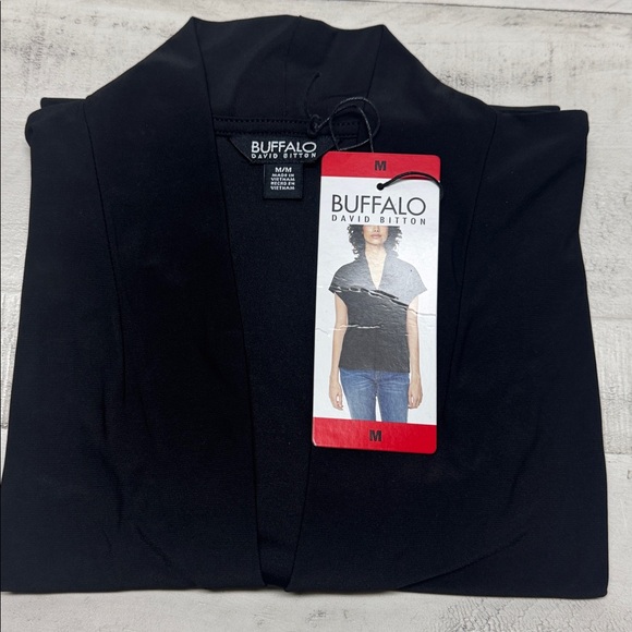 Buffalo David Bitton Tops - Buffalo david bitton Elevated Knit V Neck Blouse with Cap Sleeve NWT